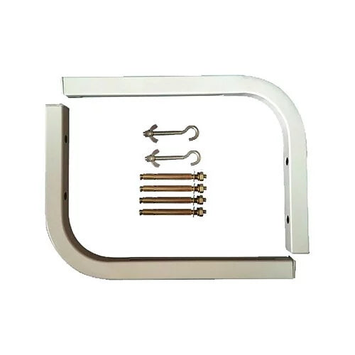 Projection screen hanger 
